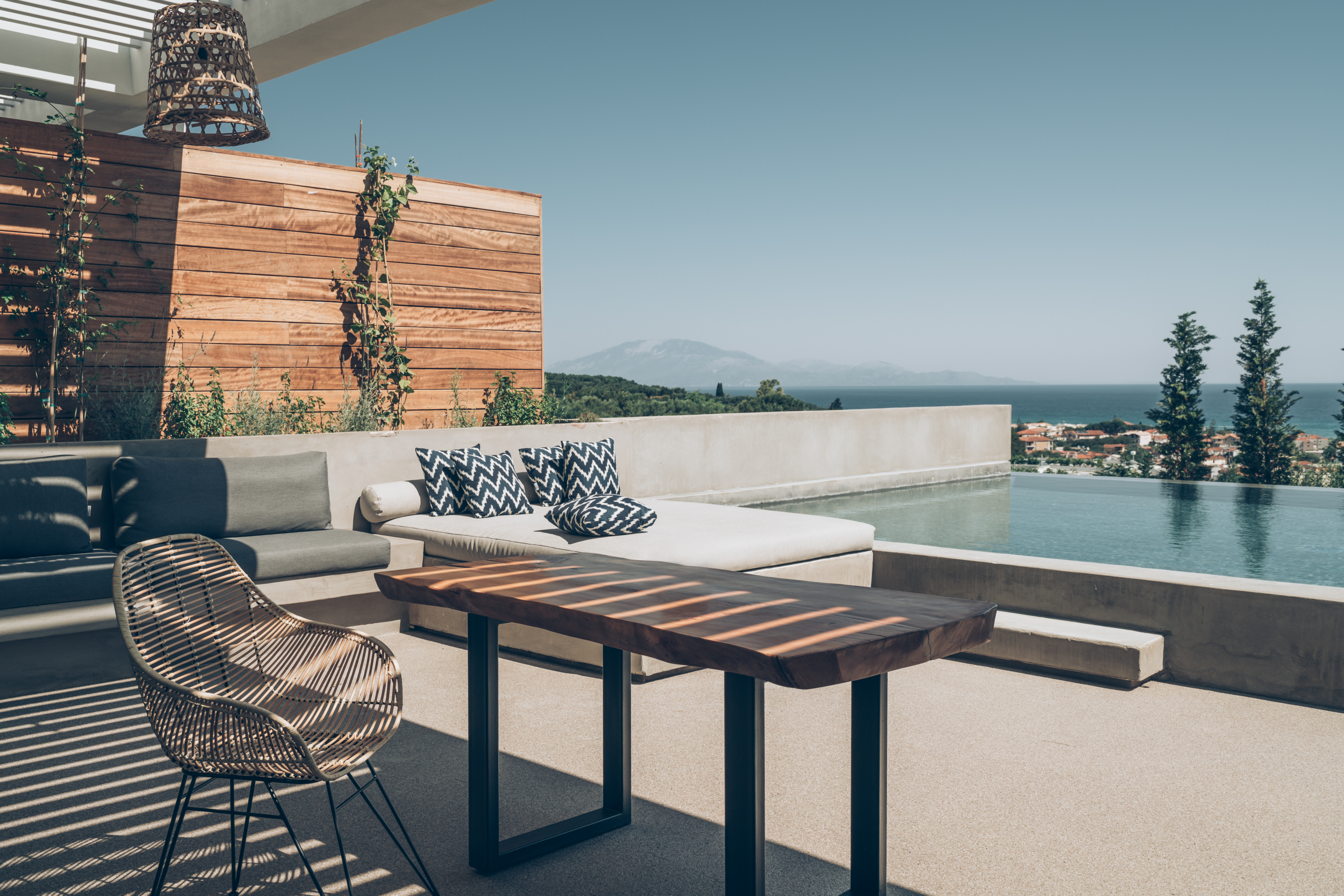 Love in Advance: A Summer Escape